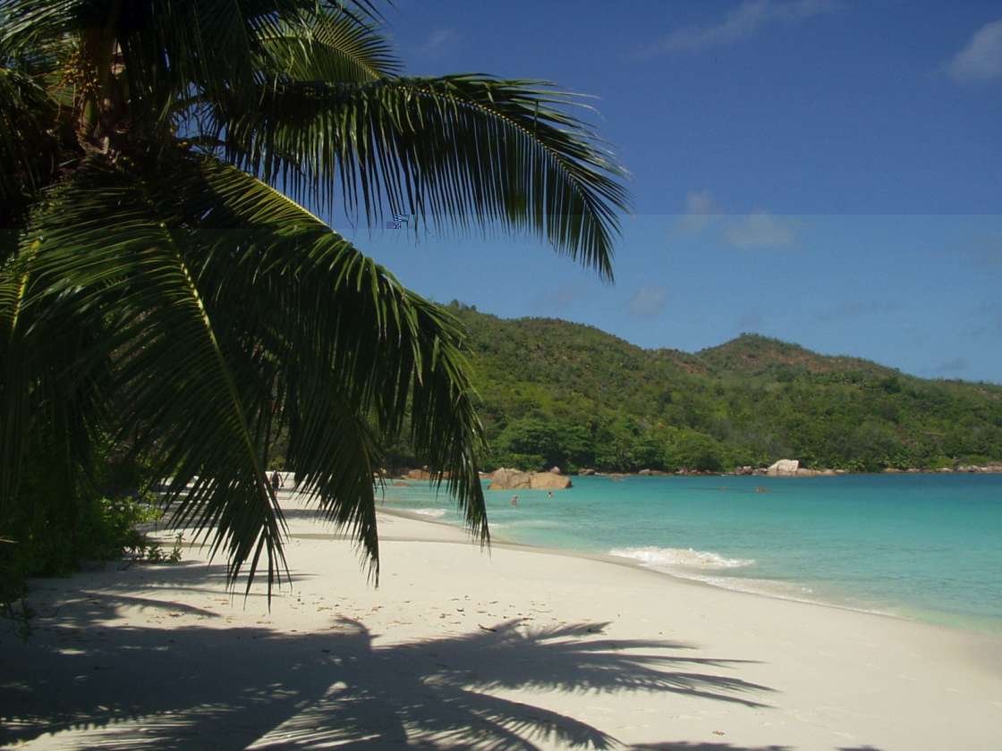 Anse Lazio2.JPG